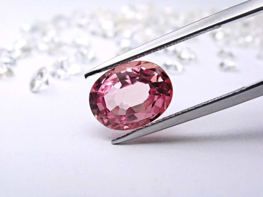 ružičasti dijamant