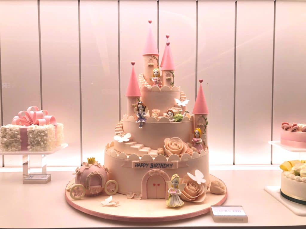 torta u obliku dvorca