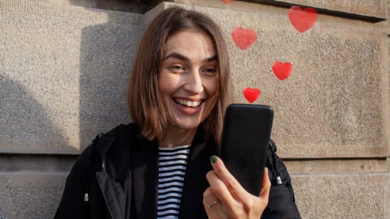 Kako znati da mu se sviđaš? 6 očitih signala