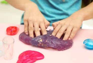 Kako napraviti slime? 9 savjeta za boje i mirise